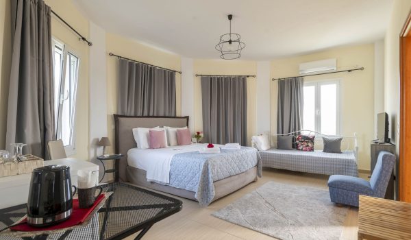 villa vatura gialova